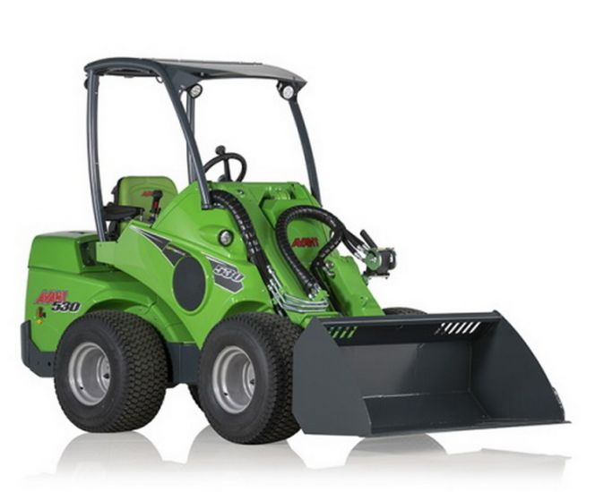 Фронтальный мини-погрузчик Avant 530