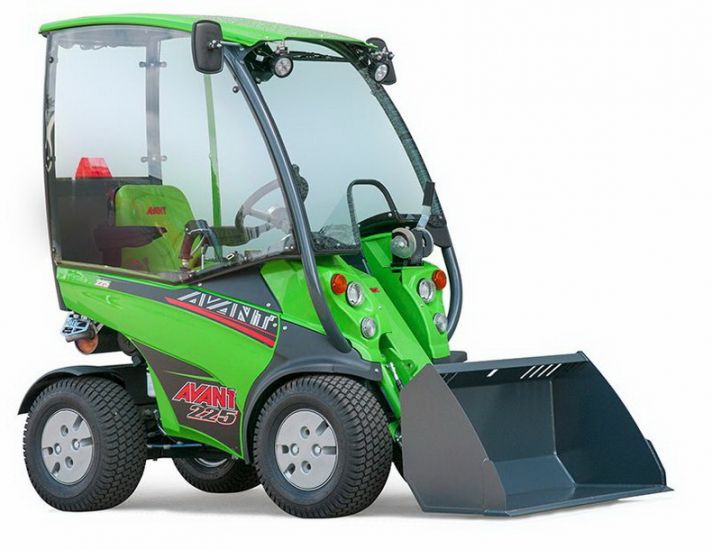 Mini încărcător Avant 225