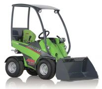 Мини погрузчик Avant 220