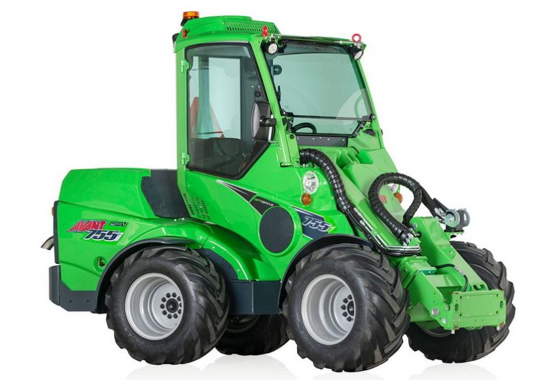 Фронтальный мини-погрузчик AVANT 755i