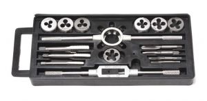 Набор метчиков и плашек (метрич.)16 пр. - PD016-1 Набор метчиков и плашек (метрич.)16 пр. - PD016-1