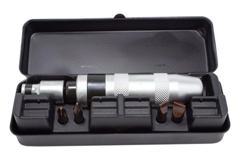 Șurubelniță cu impact Rockforce RF-5064 cu set de biți, 6 piese Șurubelniță cu impact Rockforce RF-5064 cu set de biți, 6 piese